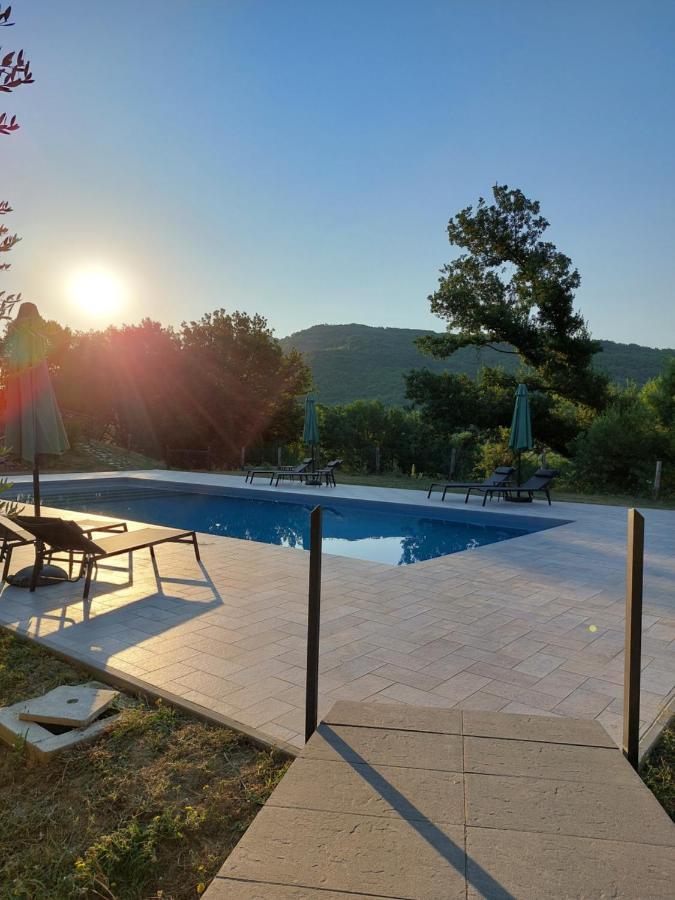 Villa Agriturismo Pozzo Dei Cocci à Morleschio Extérieur photo